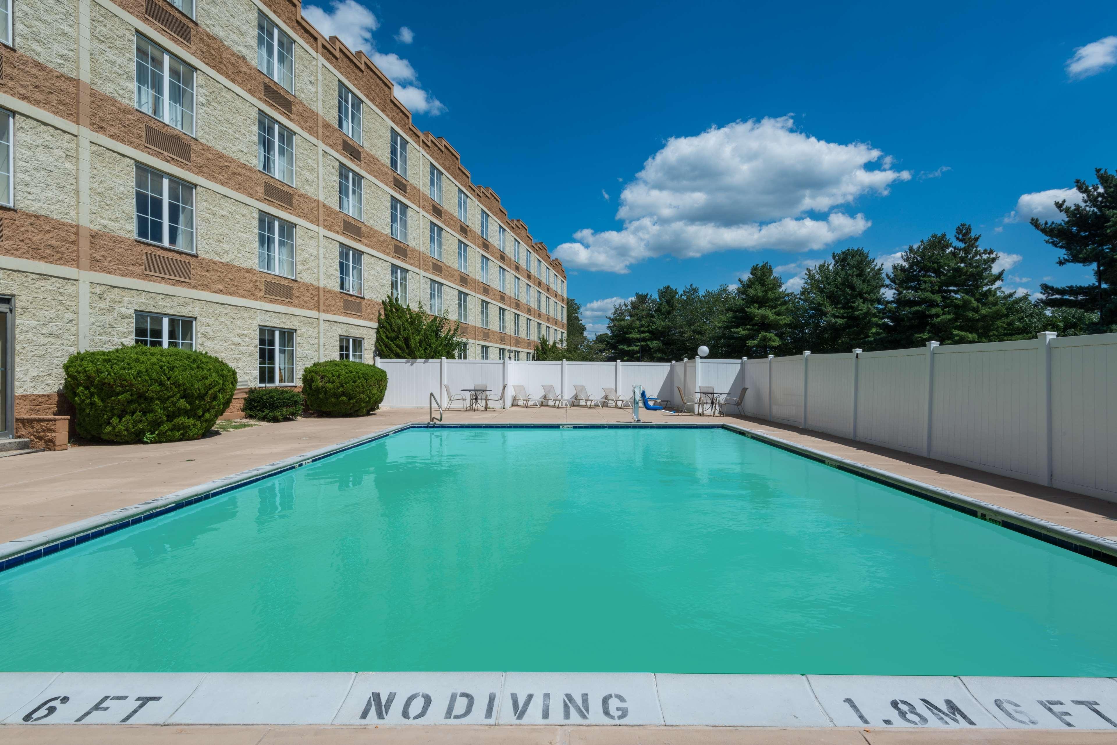 Comfort Inn & Suites Pottstown Eastern Gateway Exterior foto